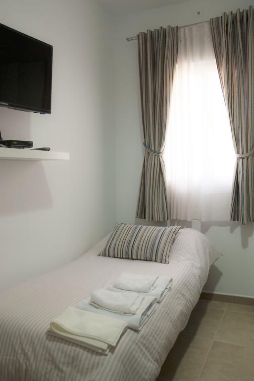 Hotel Sunnylivings à Séville Extérieur photo
